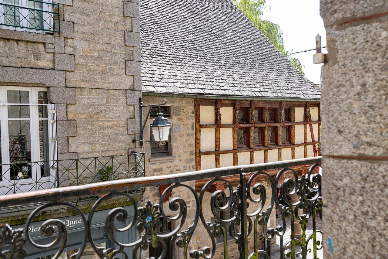 Appartement De La Tour De L'Horloge De ディナン エクステリア 写真