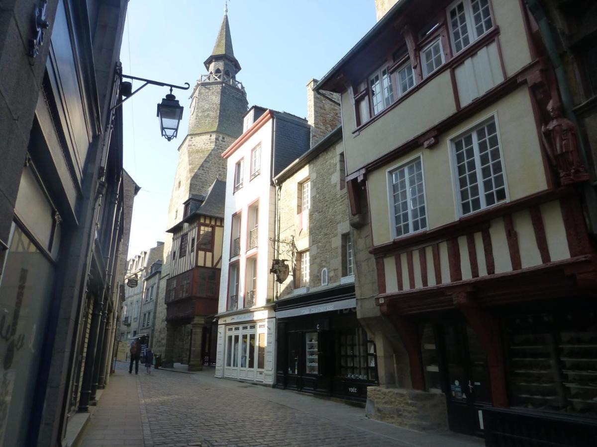 Appartement De La Tour De L'Horloge De ディナン エクステリア 写真