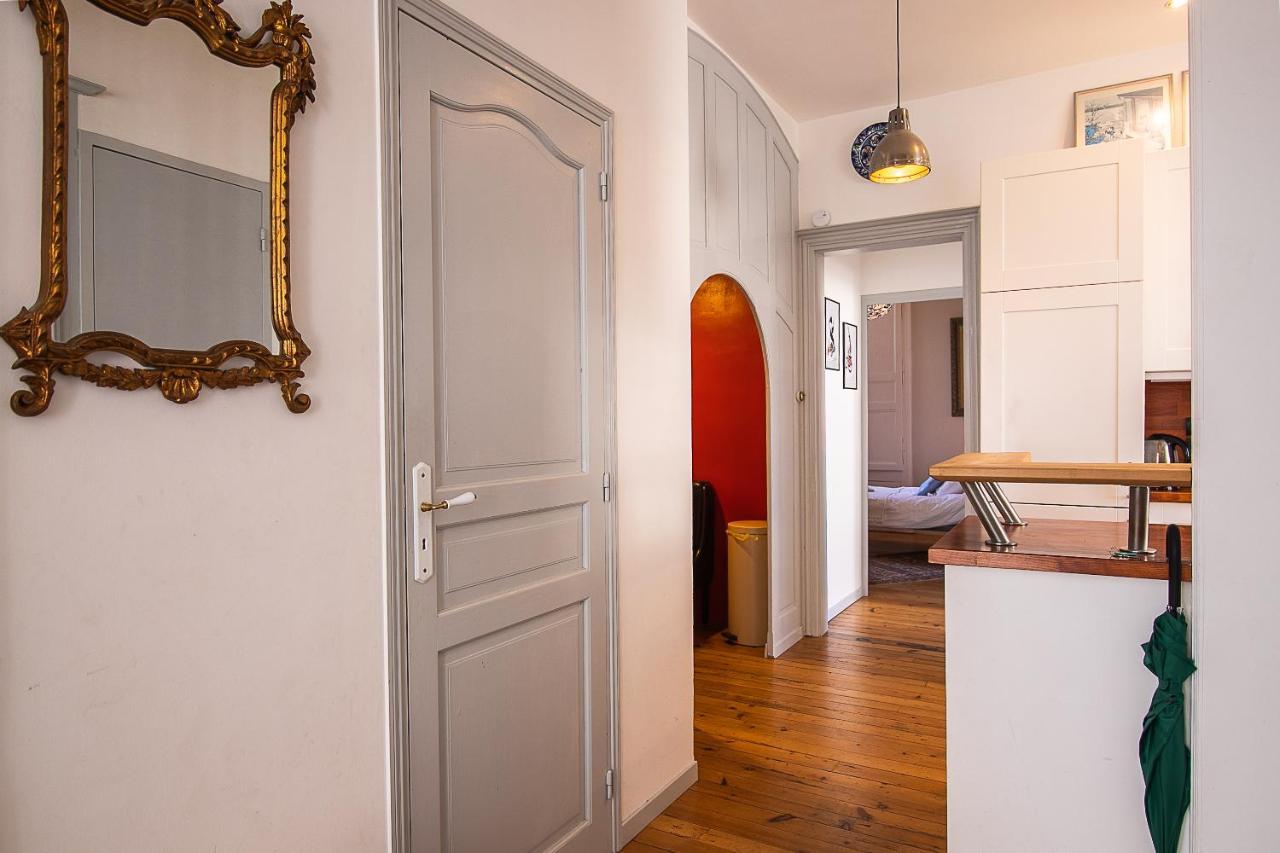 Appartement De La Tour De L'Horloge De ディナン エクステリア 写真